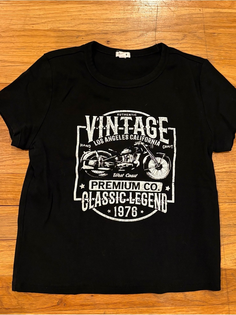 GARAGE Black Tee with Vintage Retro Motorcycle design Size Medium
